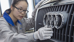 &bdquo;Audi&ldquo; automobilis surinkimo fabrike Kinijoje
