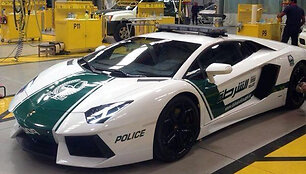 Dubajaus policijos &bdquo;Lamborghini Aventador&ldquo;