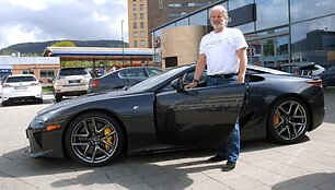Rune&lsquo;as Berge&lsquo;as &scaron;alia nuosavo &bdquo;Lexus LFA&ldquo;
