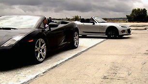 „Lamborghini Gallardo“ ir „Mazda MX-5“