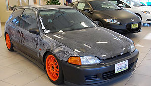 Išgraviruotas 1992-ųjų „Honda Civic“