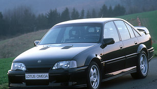 „Opel Omega Lotus“