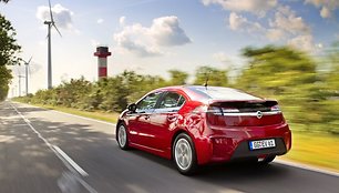 „Opel Ampera“