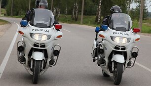 Policijos patruliai su motociklais