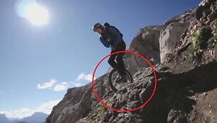 Скриншот с видео
