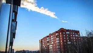 След от метеорита в небе над Челябинском