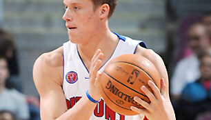 "Detroit Pistons" žaidėjas Jonas Jerebko (208 cm) Panevėžyje su Lietuva nežais
