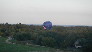 Vilniuje avariniu būdu leidosi oro balionas
