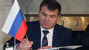 Анатолий Сердюков