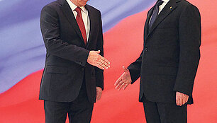 Владимир Путин и Дмитрий Медведев.