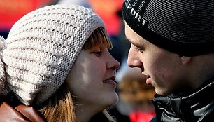 Владелец австрийского бара запретил посетителям целоваться
