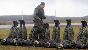 Чемпион мира по кикбоксингу умер при отборе в спецназ