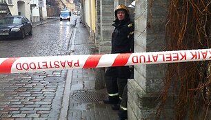Рядом с посольством Литвы в Таллине, возможно, заложена бомба. Людей эвакуируют