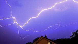 На немецком празднике 39 человек ударило молнией