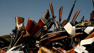 Европа снимает эмбарго на поставки оружия в Сирию