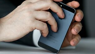 СМИ узнали о существовании &laquo;большого&raquo; iPhone