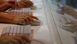 Facebook разгласила данные 6 млн пользователей
