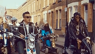 Robbie Williamso ir Dezzee Rascalio dainos stop kadras