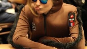 pokerviu.com nuotr. / Vanessa Rousso su tarakono kostiumu