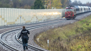 Vilniaus rajone traukinys mirtinai partrenkė moterį