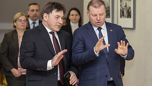 Juozas Augutis, Saulius Skvernelis