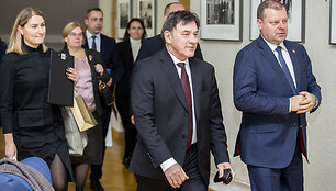 Juozas Augutis, Saulius Skvernelis