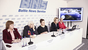 Spaudos konferencija apie i&scaron;&scaron;ūkius, su kuriais susiduria krūties vėžiu sergančios moterys
