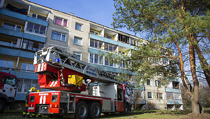 Sostinės Architektų gatvėje degė butas