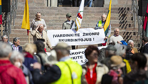 Mitingas dėl pensininkų skurdo