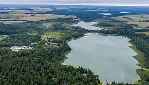 Ežerų virtinė