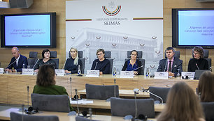 Spaudos  konferencija „Migrenos aktualijos pasaulyje ir Lietuvoje: kiek valstybei kainuoja galvos skausmas?“