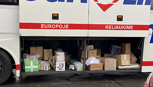 Eilės Vilniaus autobusų stoties siuntų skyriuje