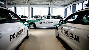 Pristatyti nauji tarnybiniai policijos automobiliai