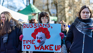 4 dienų protesto akcija prie Rusijos ambasados