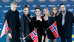 &bdquo;Eurovizijos 2023&ldquo; atidarymas: dalyviai žengė turkio spalvos kilimu