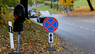 Eismo apribojimai prie Rokantiškių kapinių Vilniuje