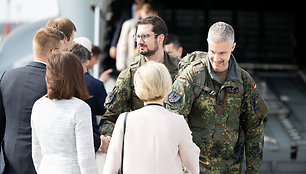 Į Lietuvą atvyko pirmieji Vokietijos brigados kariai