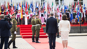 Iškilminga Respublikos Prezidento vėliavos keitimo ceremonija Simono Daukanto aikštėje