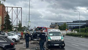 Avarija Naugarduko gatvėje