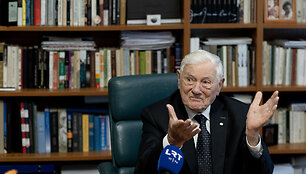 Valdas Adamkus &scaron;venčia 99-ąjį gimtadienį