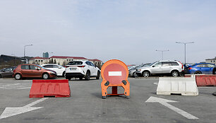 Automobilių stovėjimo aik&scaron;telė prie Seimo
