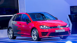 &bdquo;Volkswagen&ldquo; automobilių stendas Frankfurto automobilių parodoje