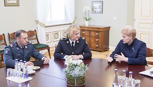 Linas Pernavas, Živilė Mikėnaitė ir Dalia Grybauskaitė