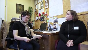 5666921f171c3video_566690e116179