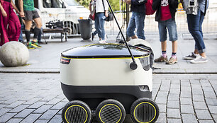 Estijos startuolio &bdquo;Starship Technologies&ldquo; gatvės robotai