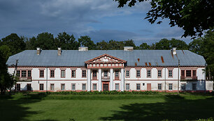 Raguvėlės dvaras 