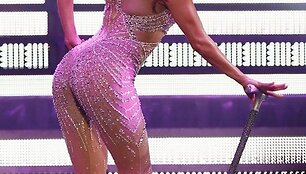 Jennifer Lopez koncertas Paryžiuje
