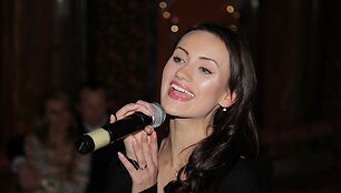 Dainininkė Agnietė