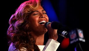 Beyonce &bdquo;Superbowl&ldquo; spaudos konferencijoje