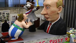Rusijos prezidento Vladimiro Putino ir Gerardo Depardieu lėlės